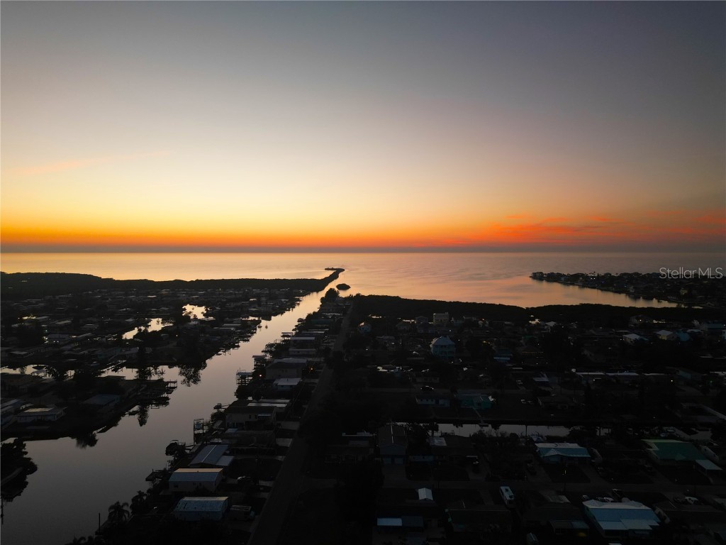 13231 Carol Drive Hudson FL 34667 - GULF OF AMERICA W7880867 image26