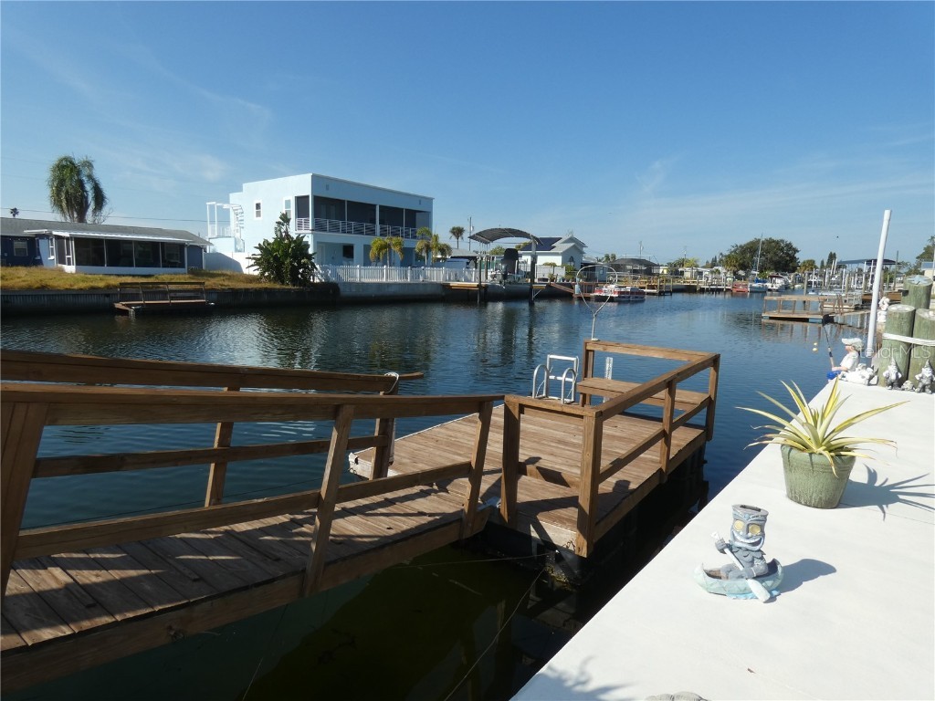 13231 Carol Drive Hudson FL 34667 - GULF OF AMERICA W7880867 image36