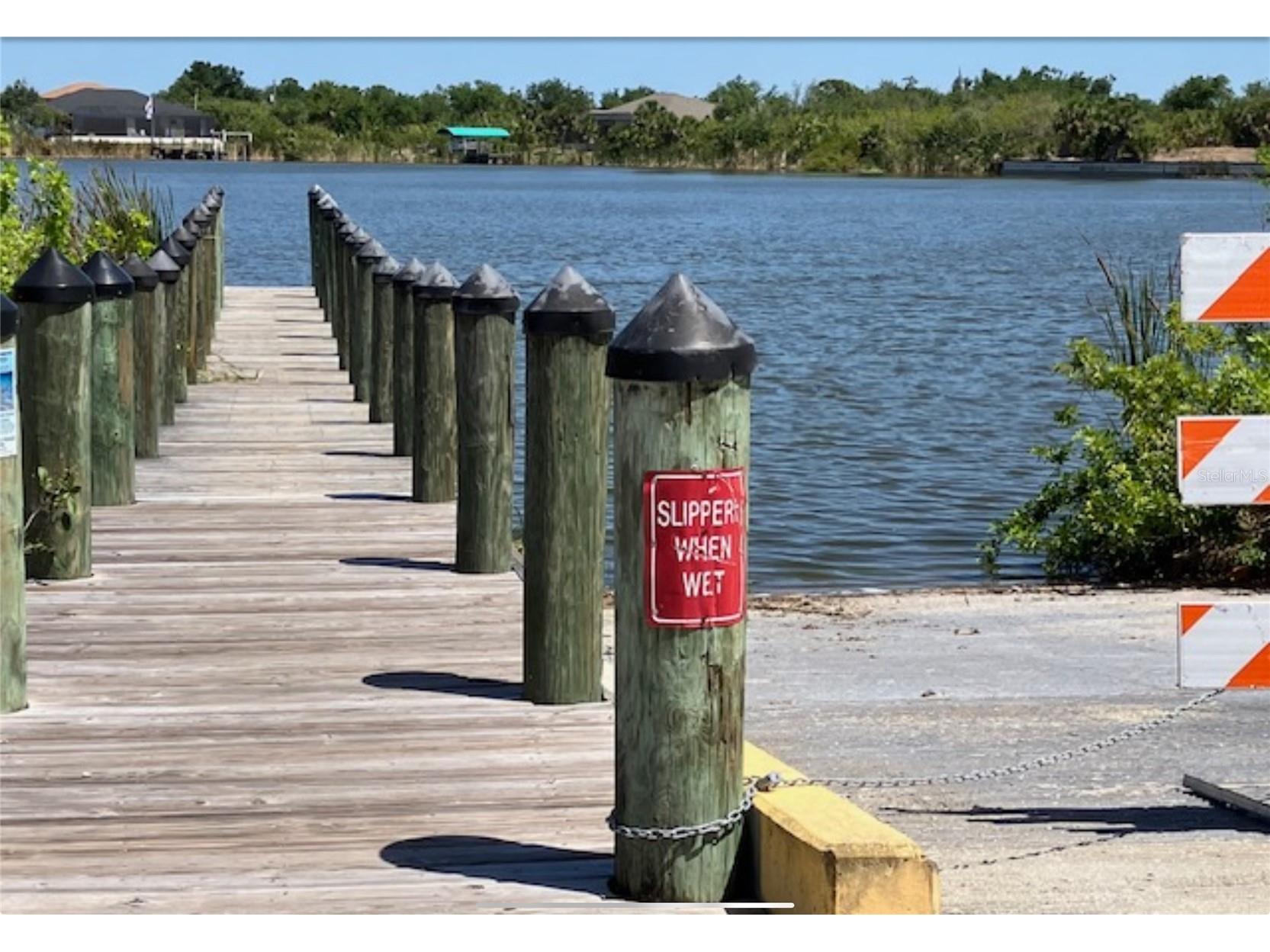 13232 Kitchener Avenue Port Charlotte FL 33981 - SANTA CRUZ WATERWAY D6145557 image2