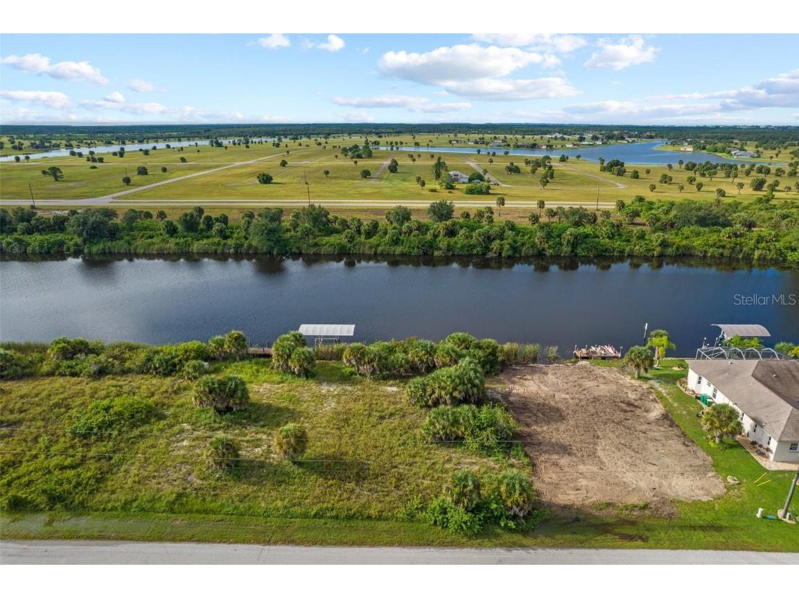 13233 Longville Avenue Port Charlotte FL 33981 - SANTA CRUZ WATERWAY T3402052 image1