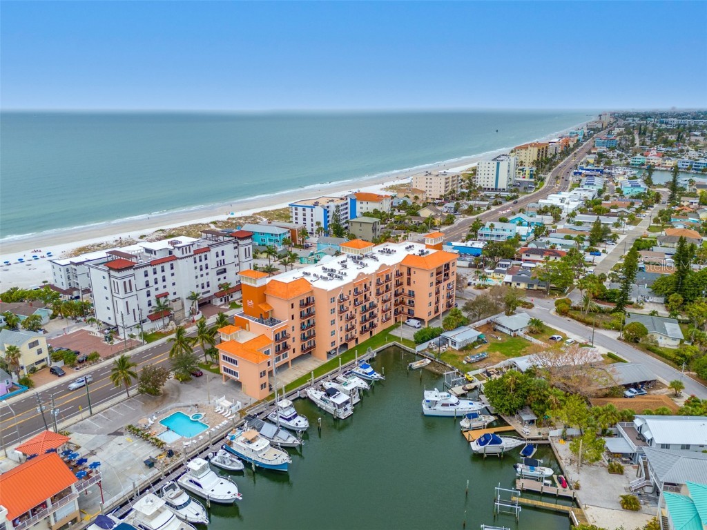 13235 Gulf Boulevard #306 Madeira Beach FL 33708 TB8347379 image1
