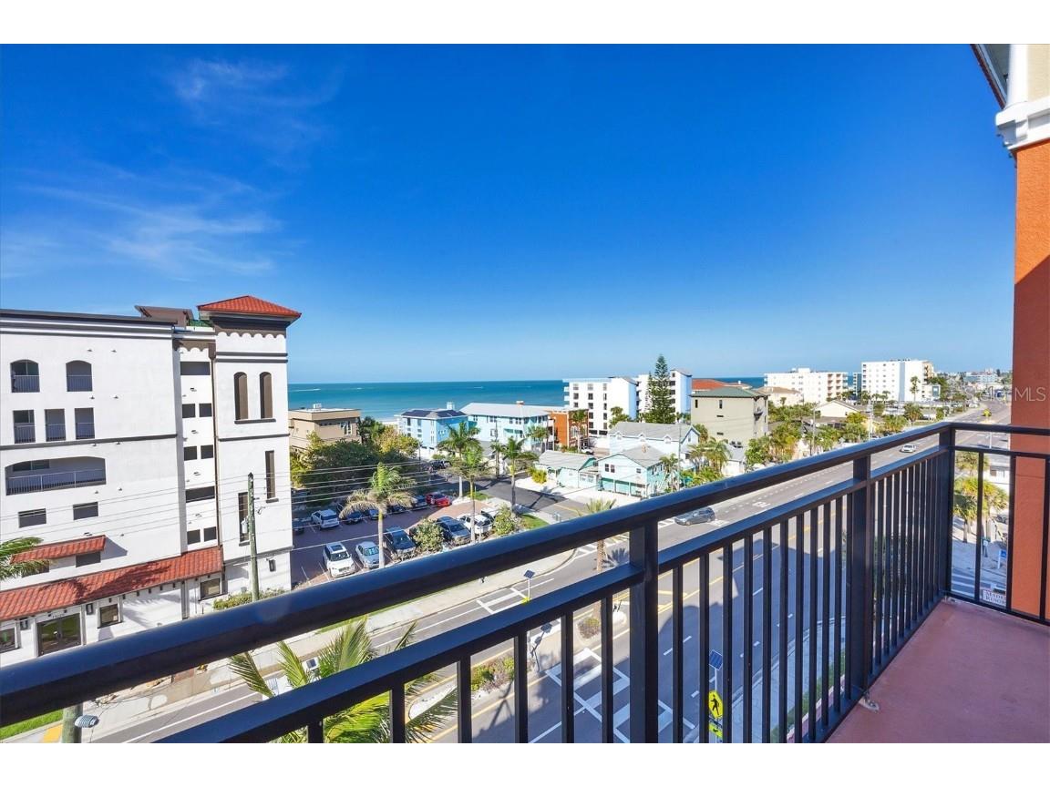 13235 Gulf Boulevard 605, Madeira Beach, FL, 33708 MLS U8235354