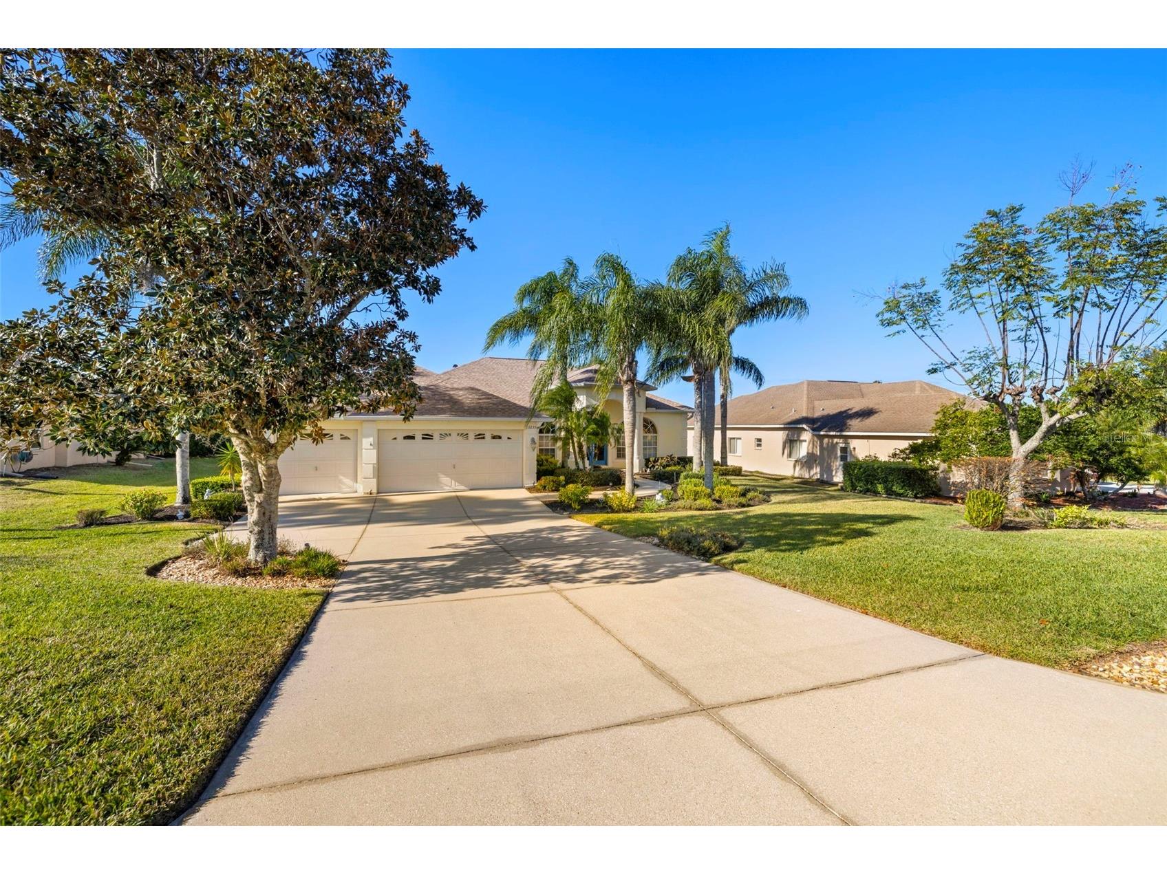 13235 Legends Trail Dade City FL 33525 W7883013 image3