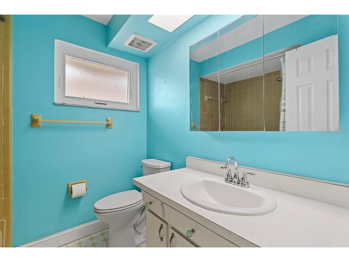 13236 84th Terrace Seminole FL 33776 TB8428076 image20