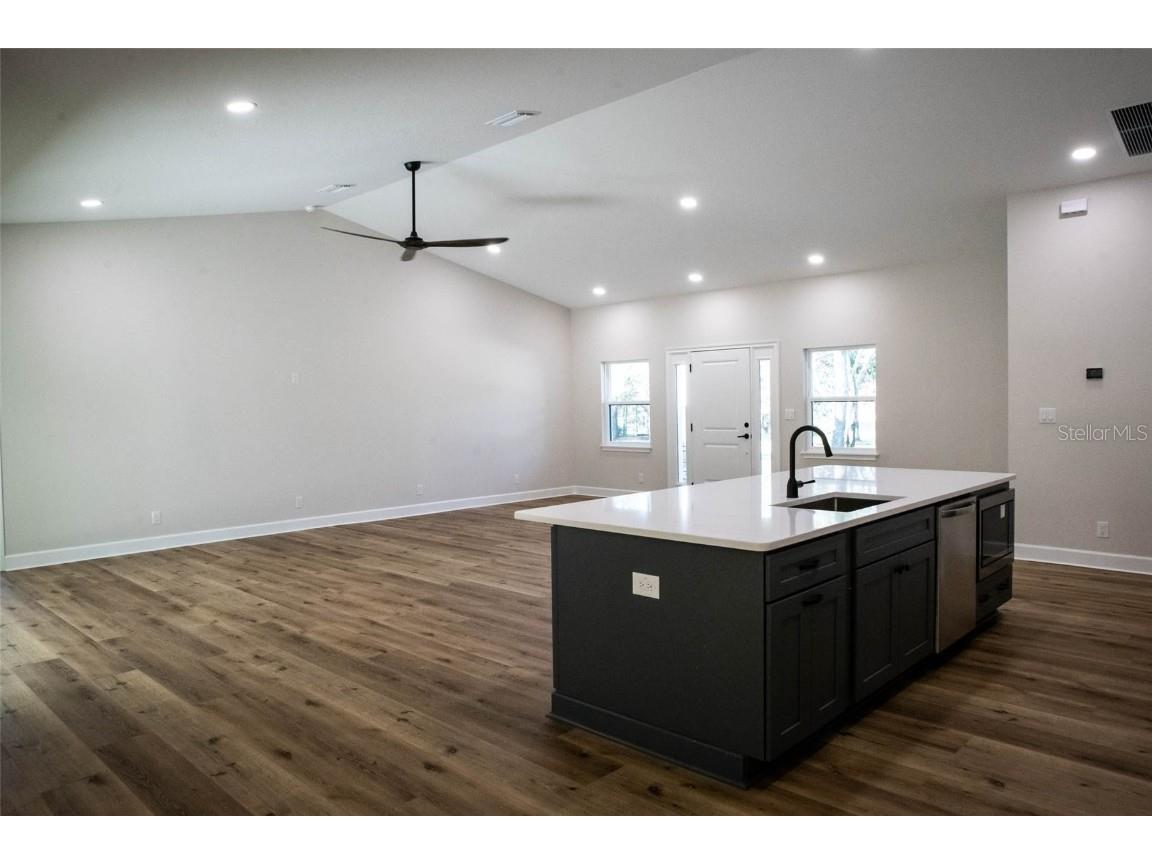 13236 Kildeer Road Weeki Wachee FL 34614 TB8436604 image8