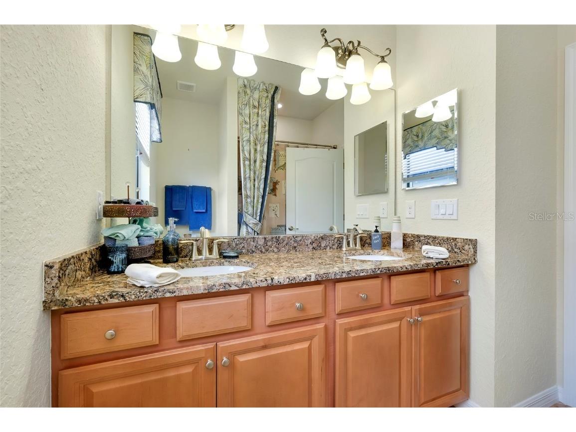 13238 Famiglia Drive Venice FL 34293 N6137143 image26