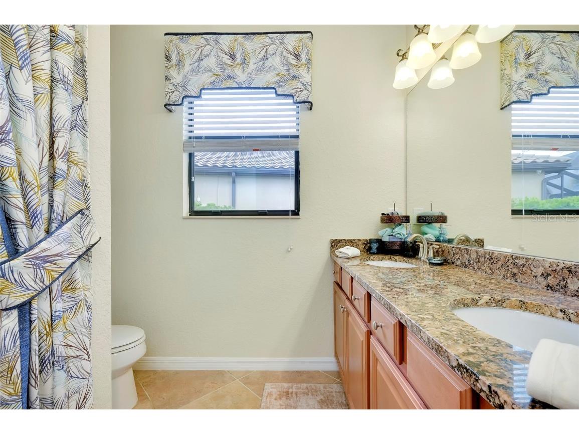 13238 Famiglia Drive Venice FL 34293 N6137143 image28