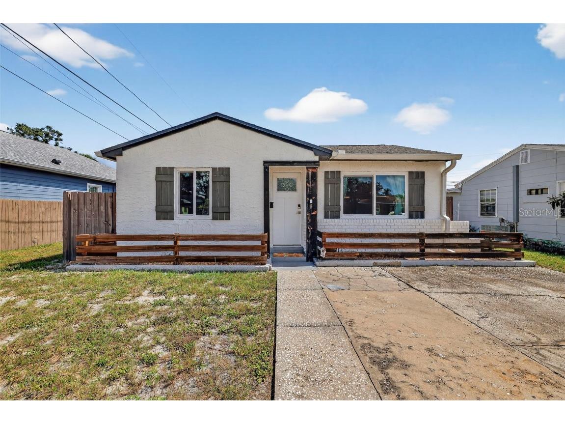 1324 40th Street S Saint Petersburg FL 33711 TB8435522 image1