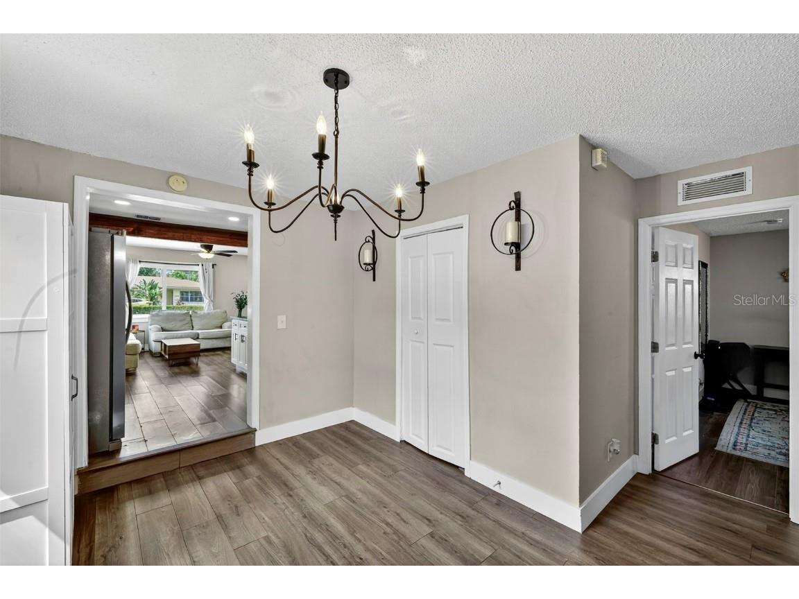 1324 40th Street S Saint Petersburg FL 33711 TB8435522 image11