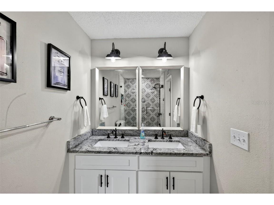 1324 40th Street S Saint Petersburg FL 33711 TB8435522 image18