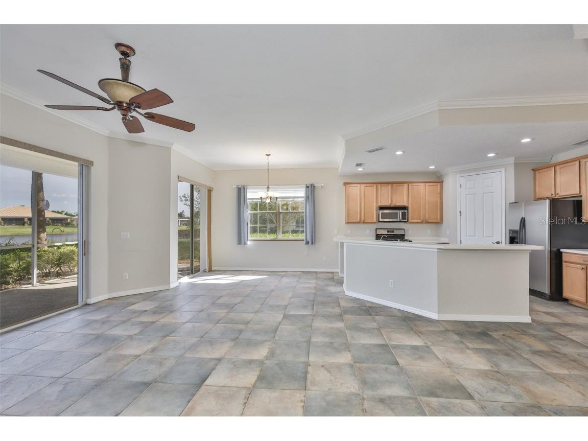 1324 Emerald Dunes Drive Sun City Center FL 33573 TB8454872 image12