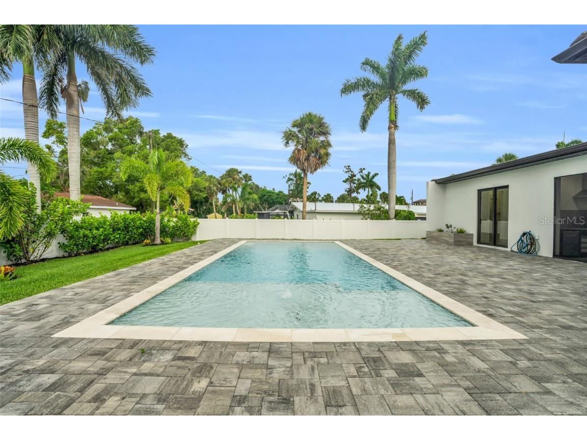 1324 Longwood Drive Fort Myers FL 33919 T3534273 image1