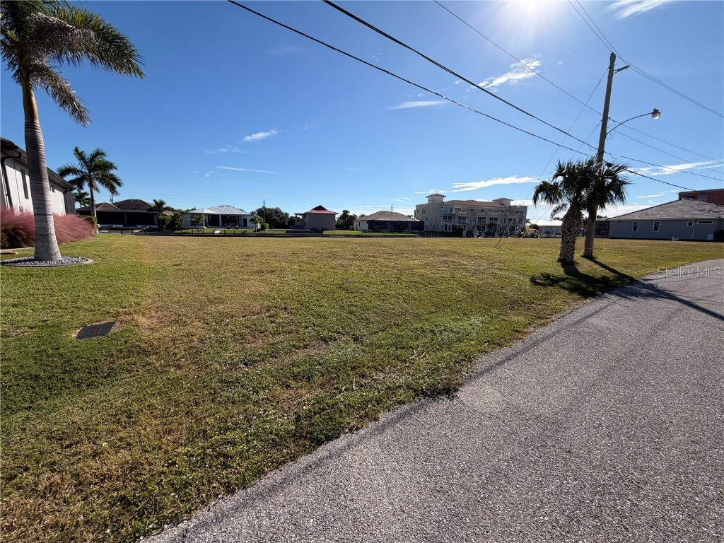 1324 Mediterranean Drive Punta Gorda FL 33950 - LOBSTER STRAIT C7517219 image14