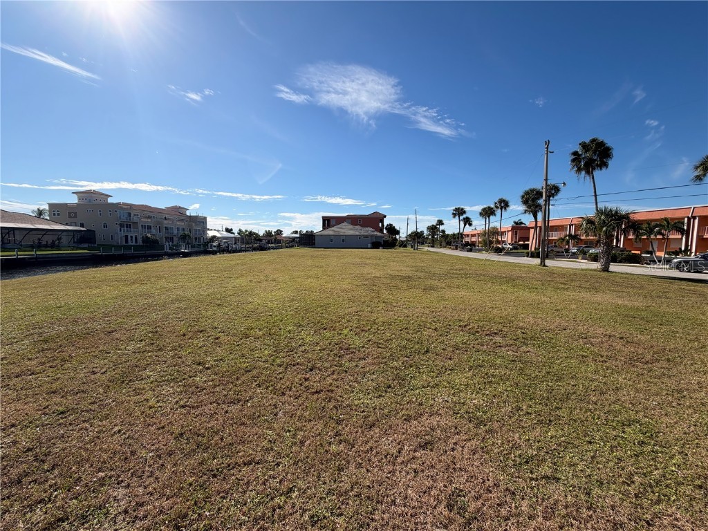 1324 Mediterranean Drive Punta Gorda FL 33950 - LOBSTER STRAIT C7517219 image8