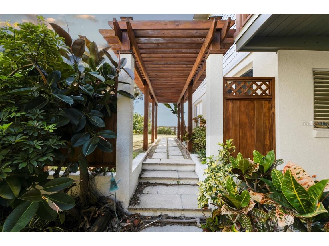 1324 N Peninsula Avenue New Smyrna Beach FL 32169 NS1083446 image31