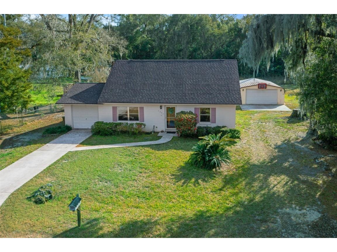 1324 NE 31st Place Ocala FL 34479 OM671447 image1
