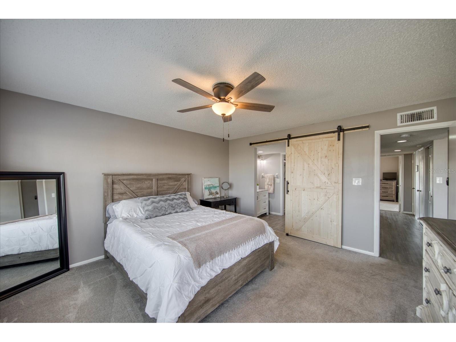 1324 Pasadena Avenue S #201 South Pasadena FL 33707 TB8517171 image16