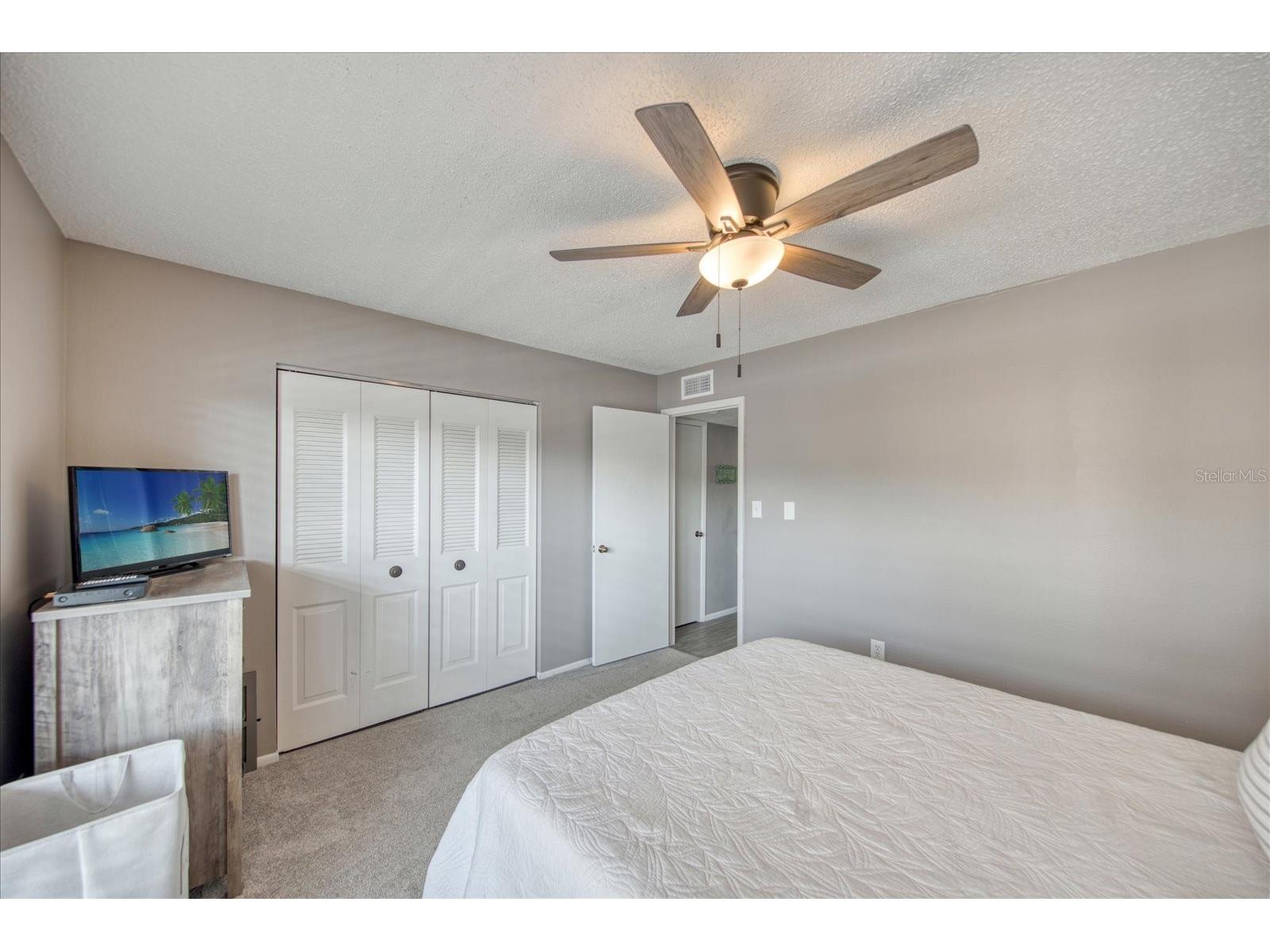 1324 Pasadena Avenue S #201 South Pasadena FL 33707 TB8517171 image24