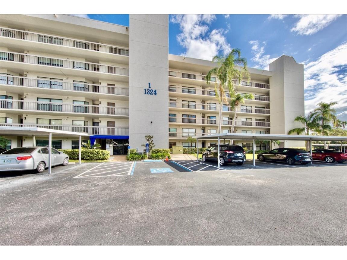 1324 Pasadena Avenue S #204 South Pasadena FL 33707 TB8440936 image2