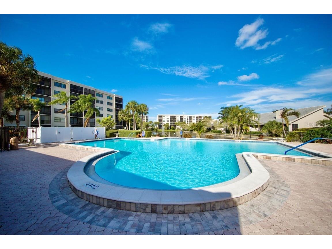 1324 Pasadena Avenue S #204 South Pasadena FL 33707 TB8440936 image33