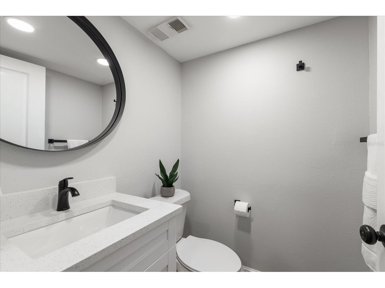 1324 Pasadena Avenue S #204 South Pasadena FL 33707 TB8520147 image17