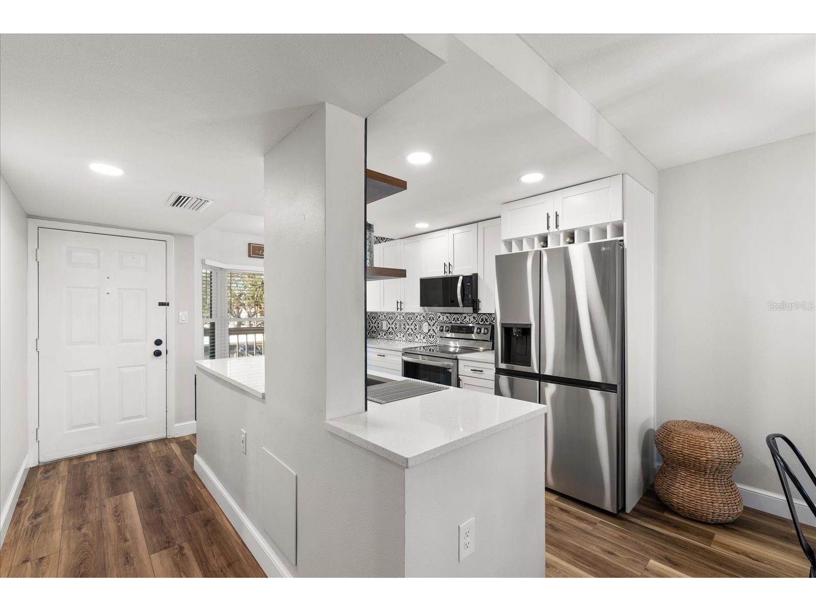 1324 Pasadena Avenue S #204 South Pasadena FL 33707 TB8520147 image8