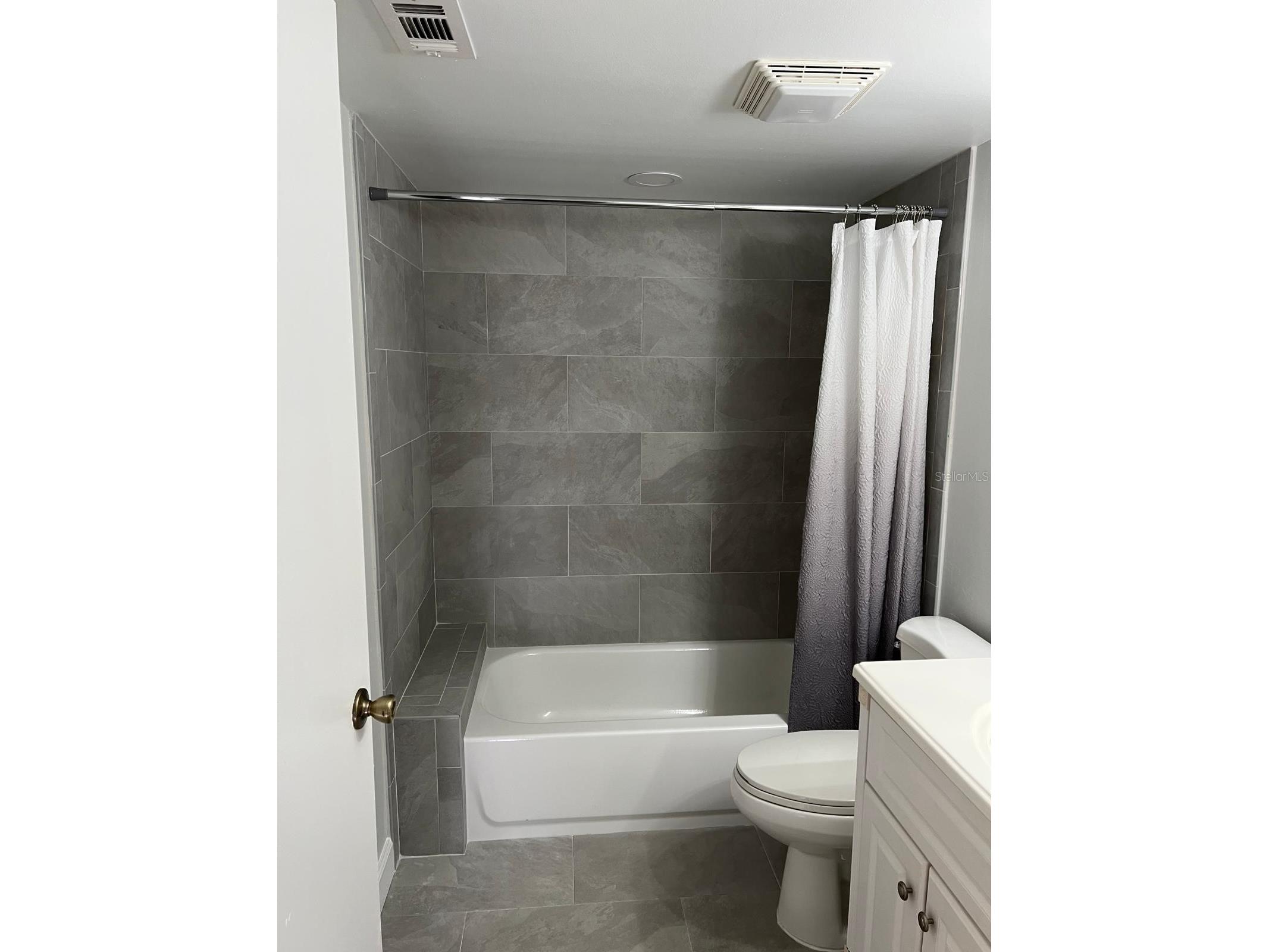 1324 S Pine Ridge Circle #D2 Sanford FL 32773 O6286969 image10