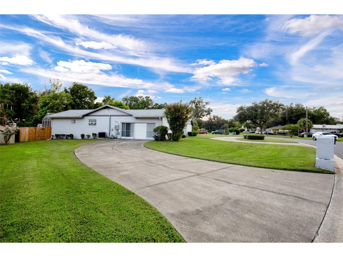 1324 SE 18th Place Ocala FL 34471 OM708776 image4