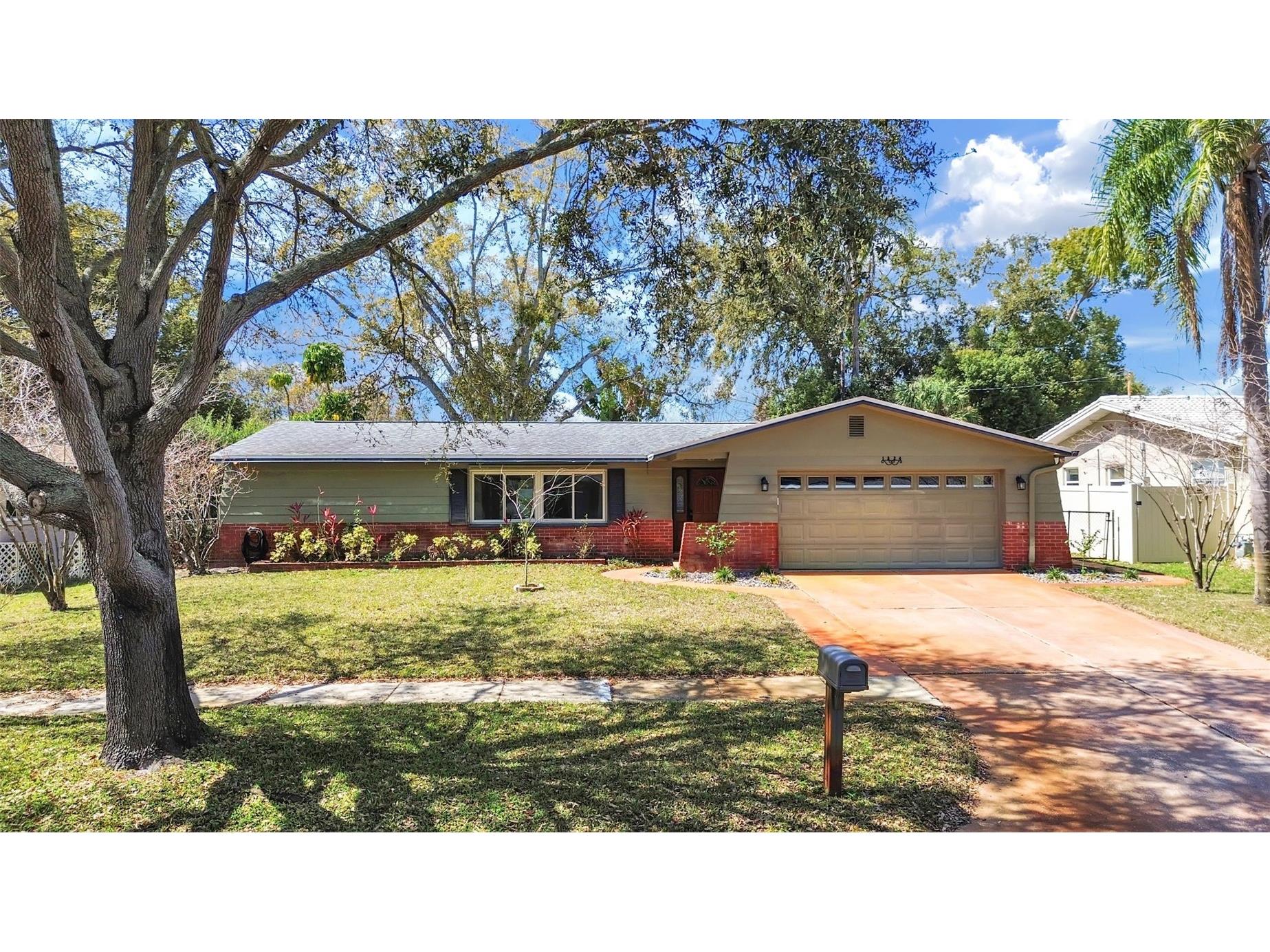 1324 Summerlin Drive Clearwater FL 33764 TB8482712 image1