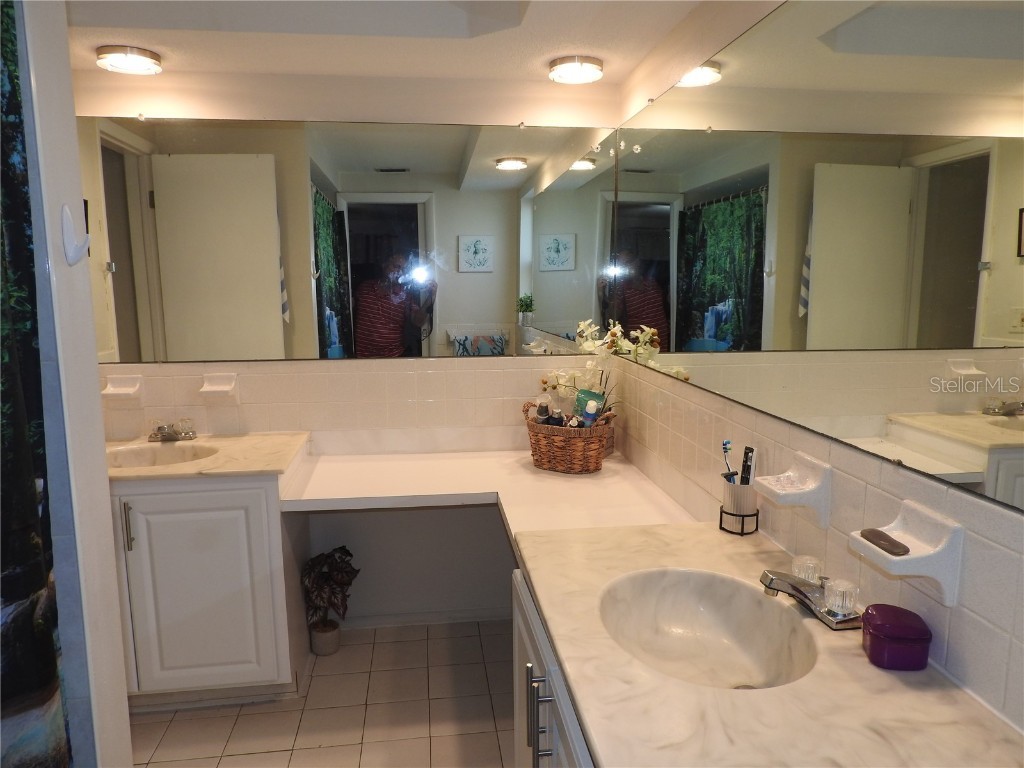 1324 Viking Drive Holiday FL 34691 TB8458025 image24