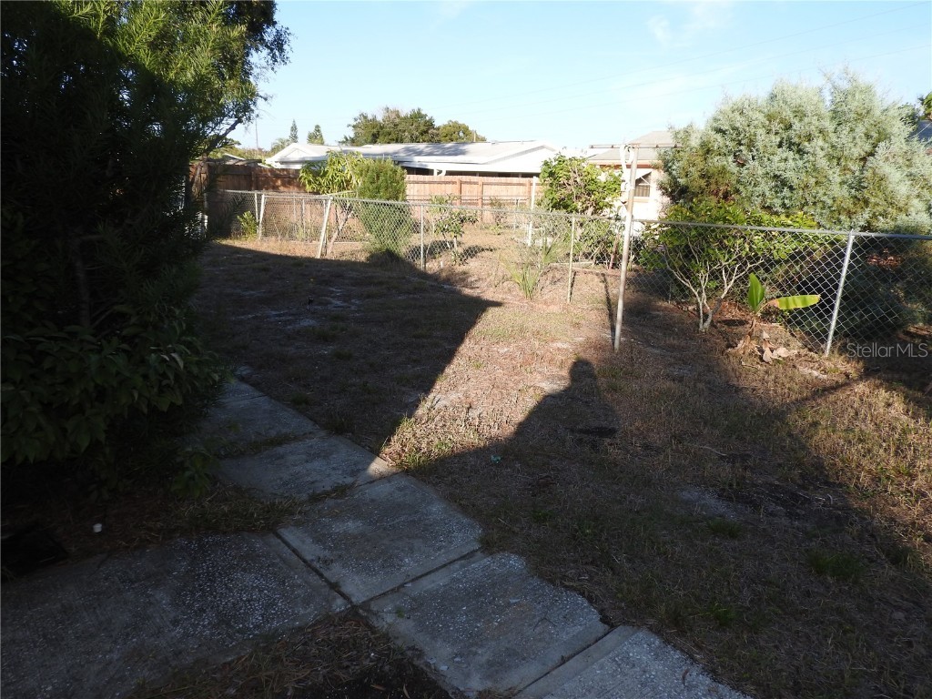 1324 Viking Drive Holiday FL 34691 TB8458025 image7