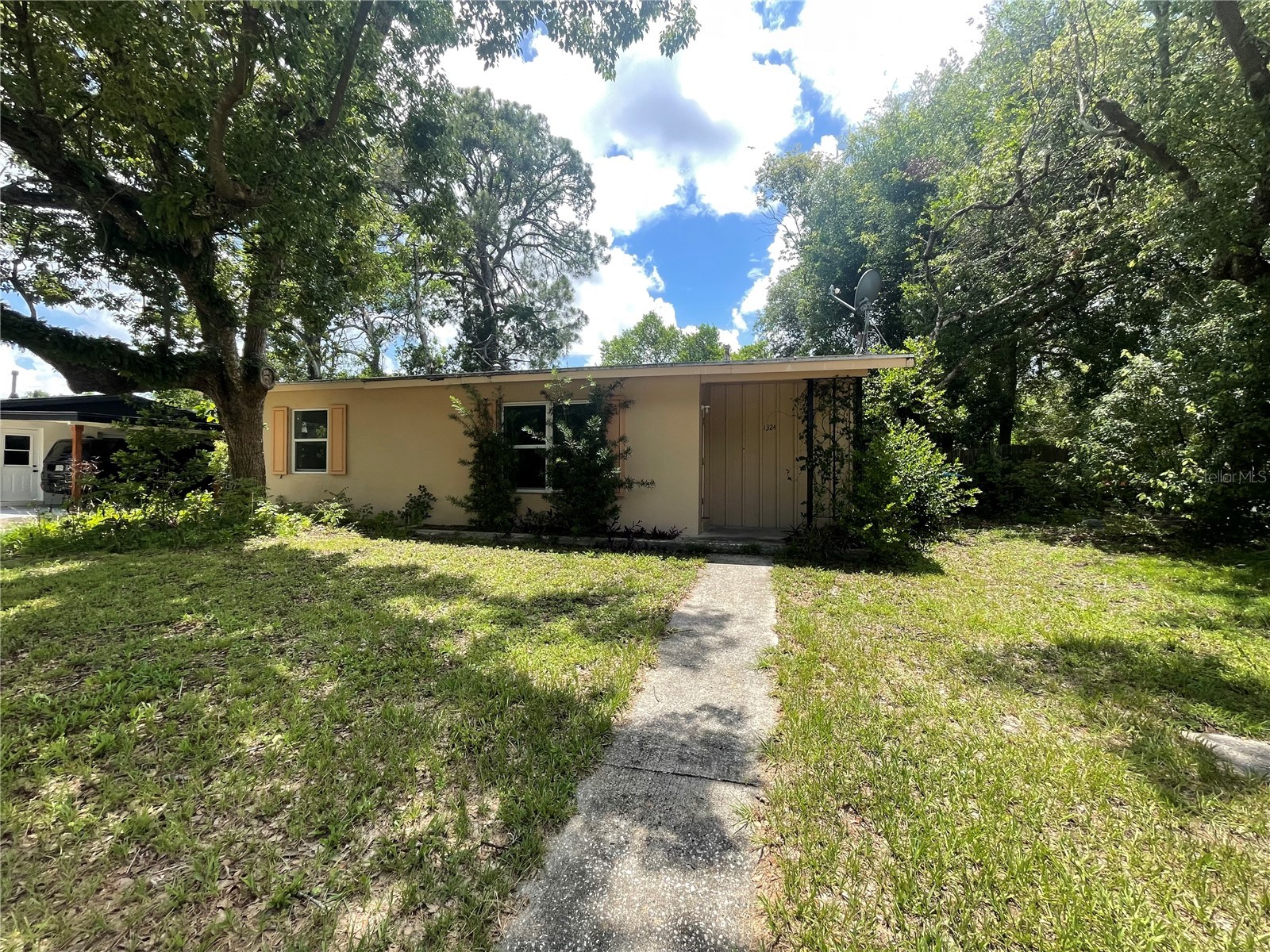 1324 Whitewood Drive Deltona FL 32725 V4950025 image2