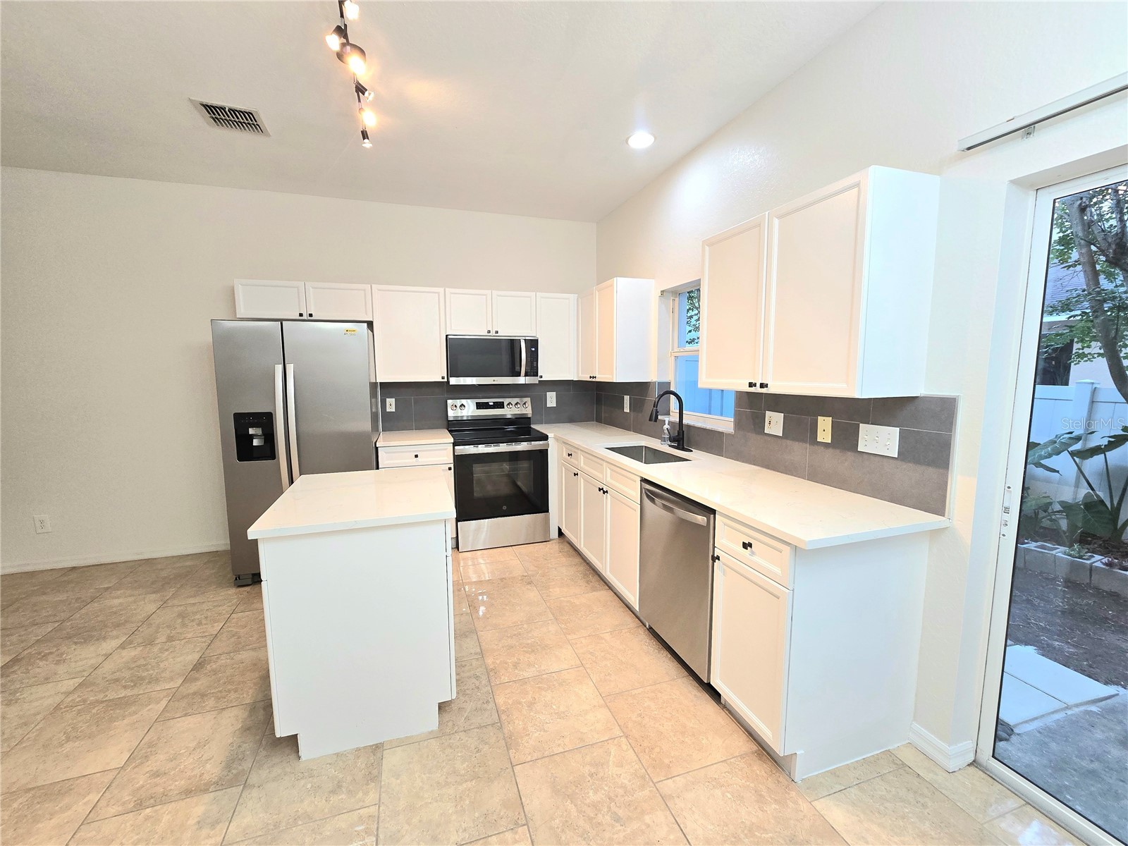 13241 Opal Court Largo FL 33773 TB8525835 image17