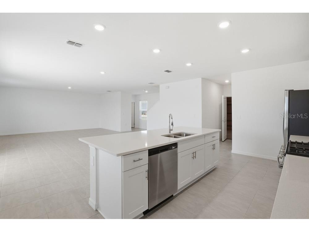 13243 Commons Avenue Parrish FL 34219 TB8458281 image3