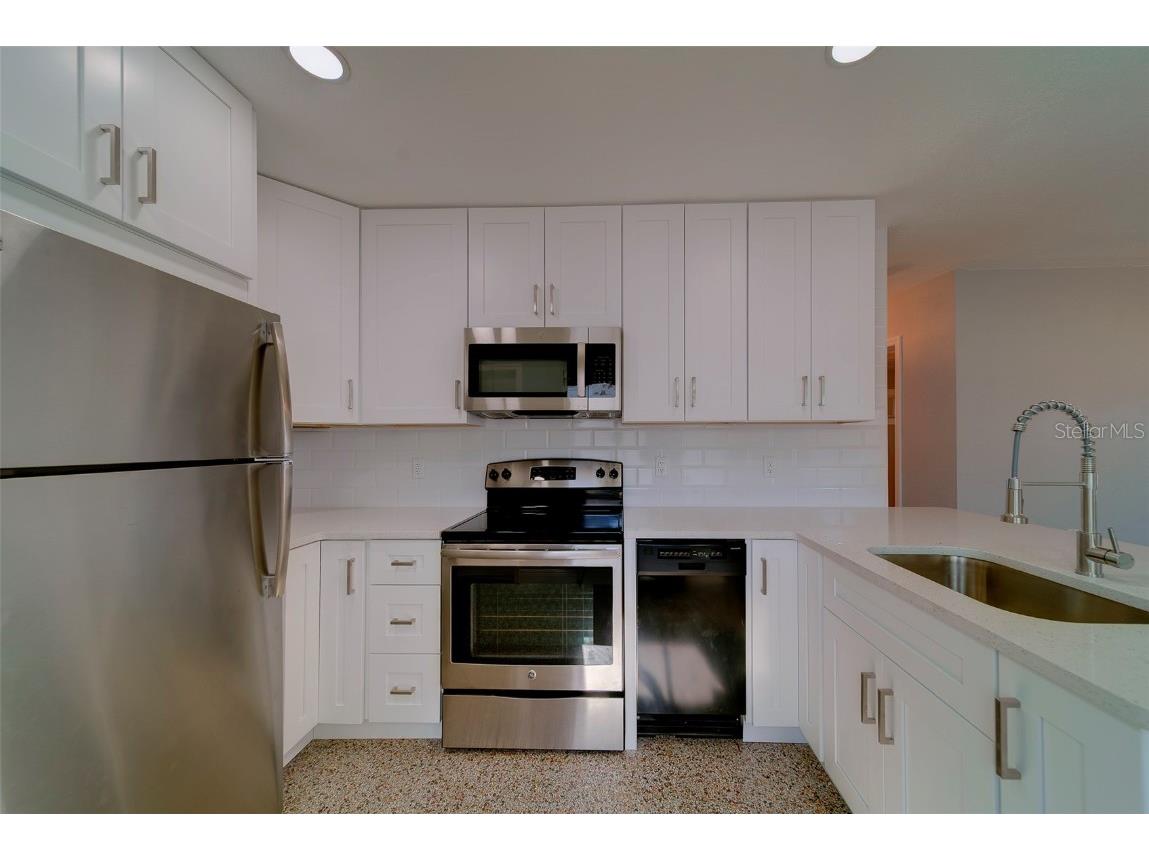 13248 4th Street E #A Madeira Beach FL 33708 TB8446672 image10