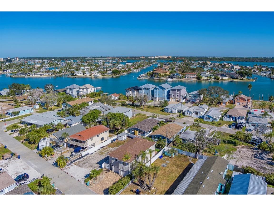 13248 4th Street E #A Madeira Beach FL 33708 TB8446672 image41