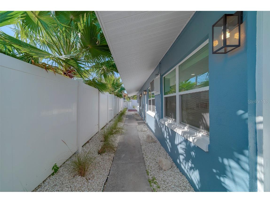 13248 4th Street E #B Madeira Beach FL 33708 TB8446902 image31