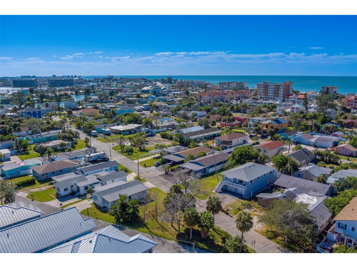 13248 4th Street E #B Madeira Beach FL 33708 TB8446902 image38