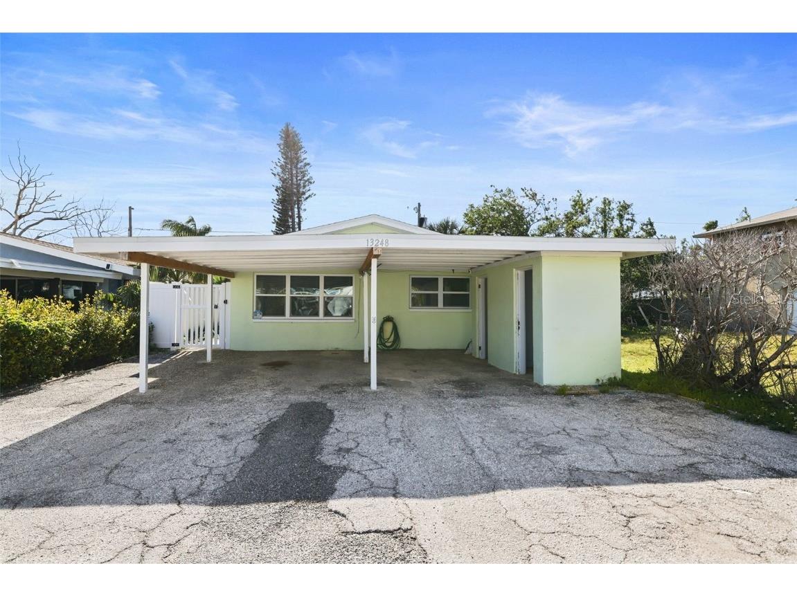 13248 4th Street E Madeira Beach FL 33708 TB8342407 image1