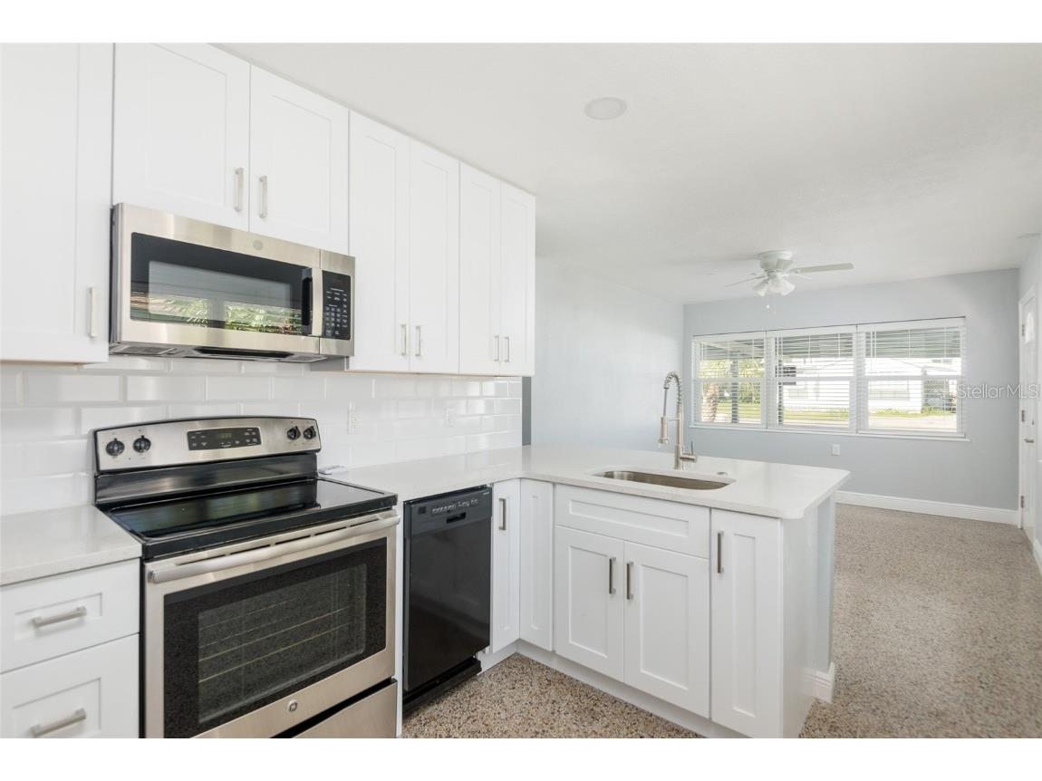 13248 4th Street E Madeira Beach FL 33708 TB8439195 image11