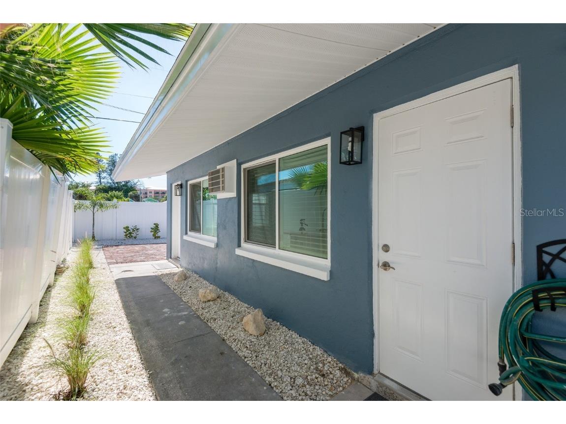 13248 4th Street E Madeira Beach FL 33708 TB8439195 image18