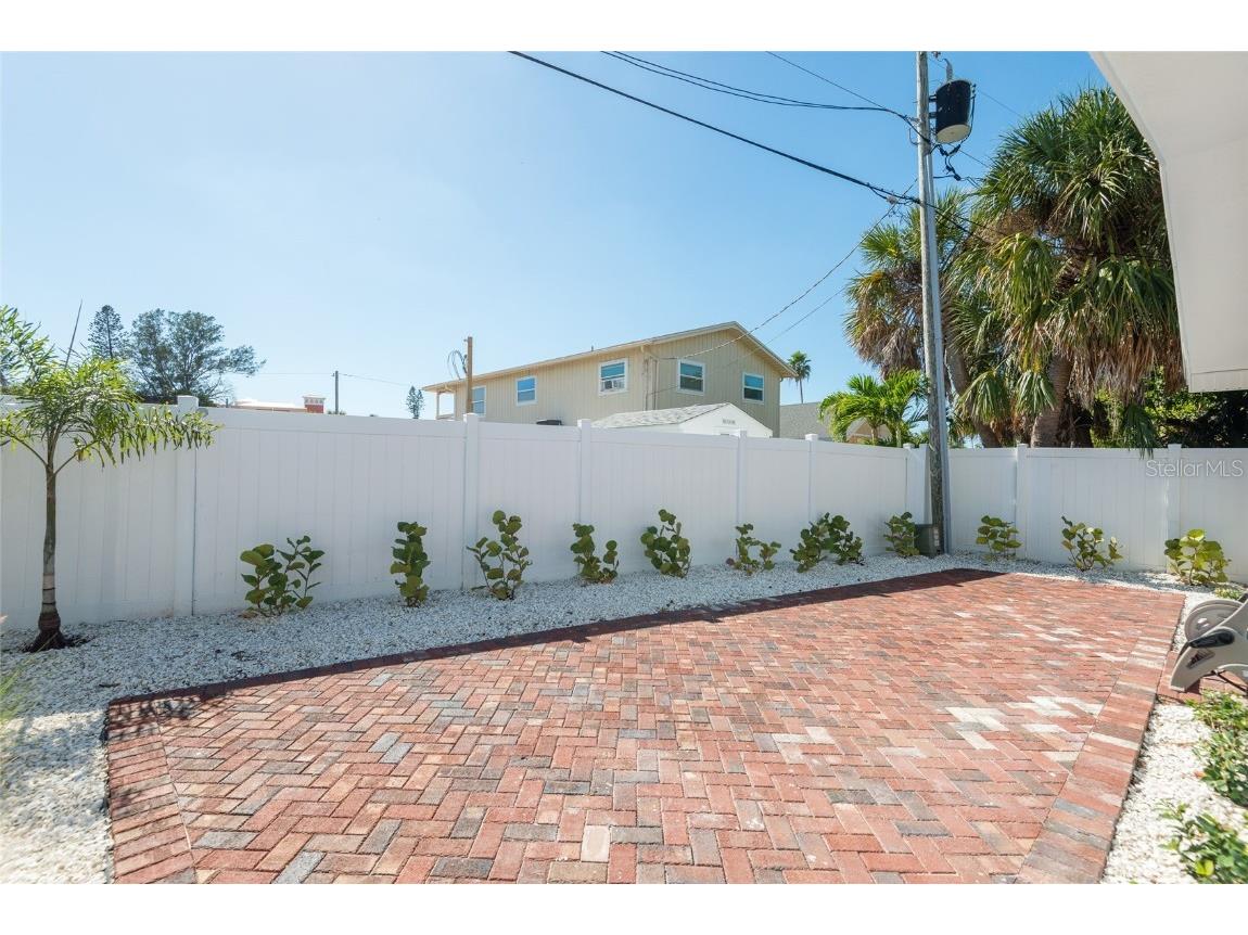 13248 4th Street E Madeira Beach FL 33708 TB8439195 image31