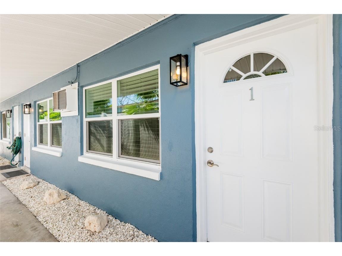 13248 4th Street E Madeira Beach FL 33708 TB8439195 image5