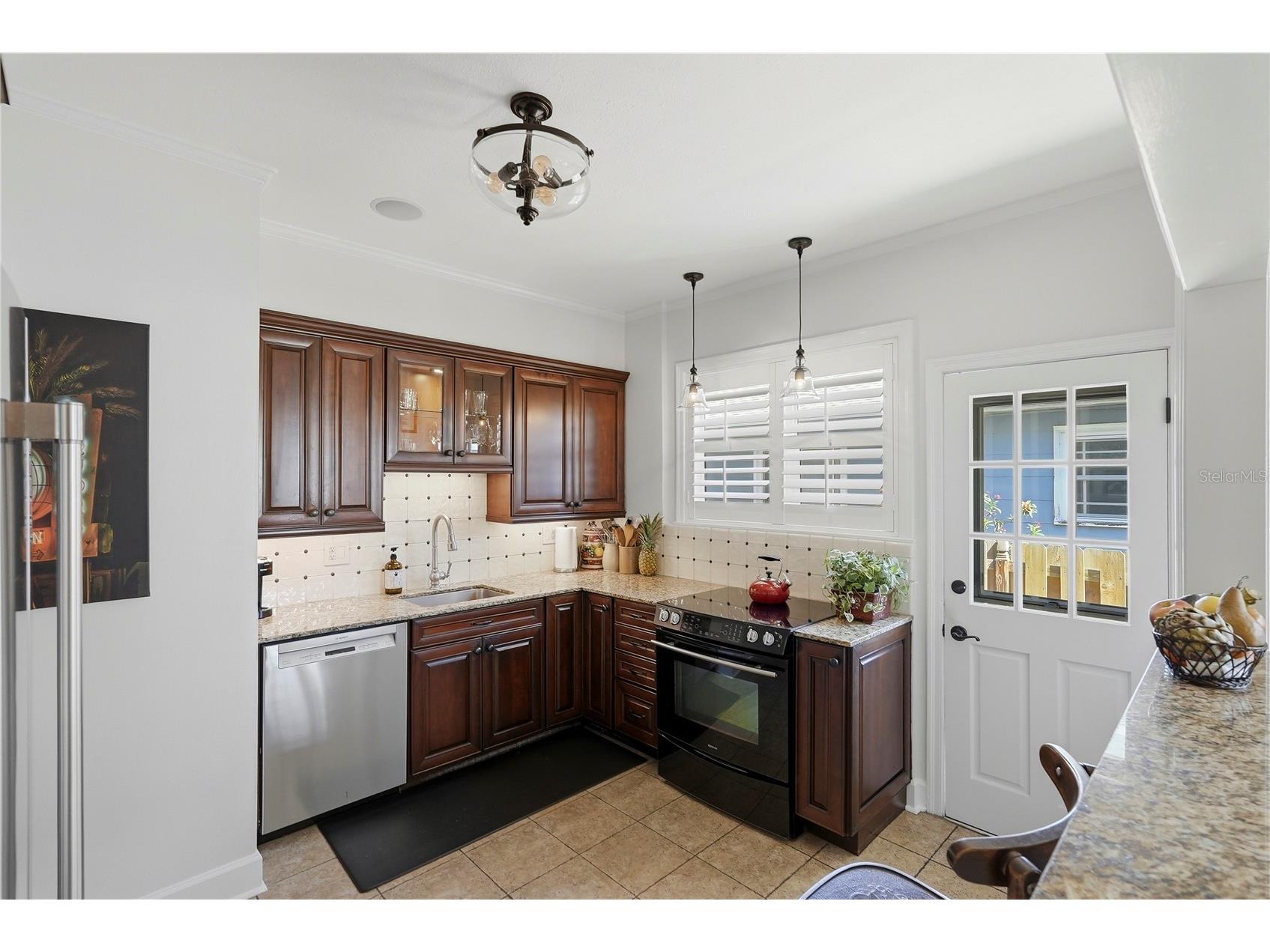 1325 24th Avenue N Saint Petersburg FL 33704 TB8500812 image9