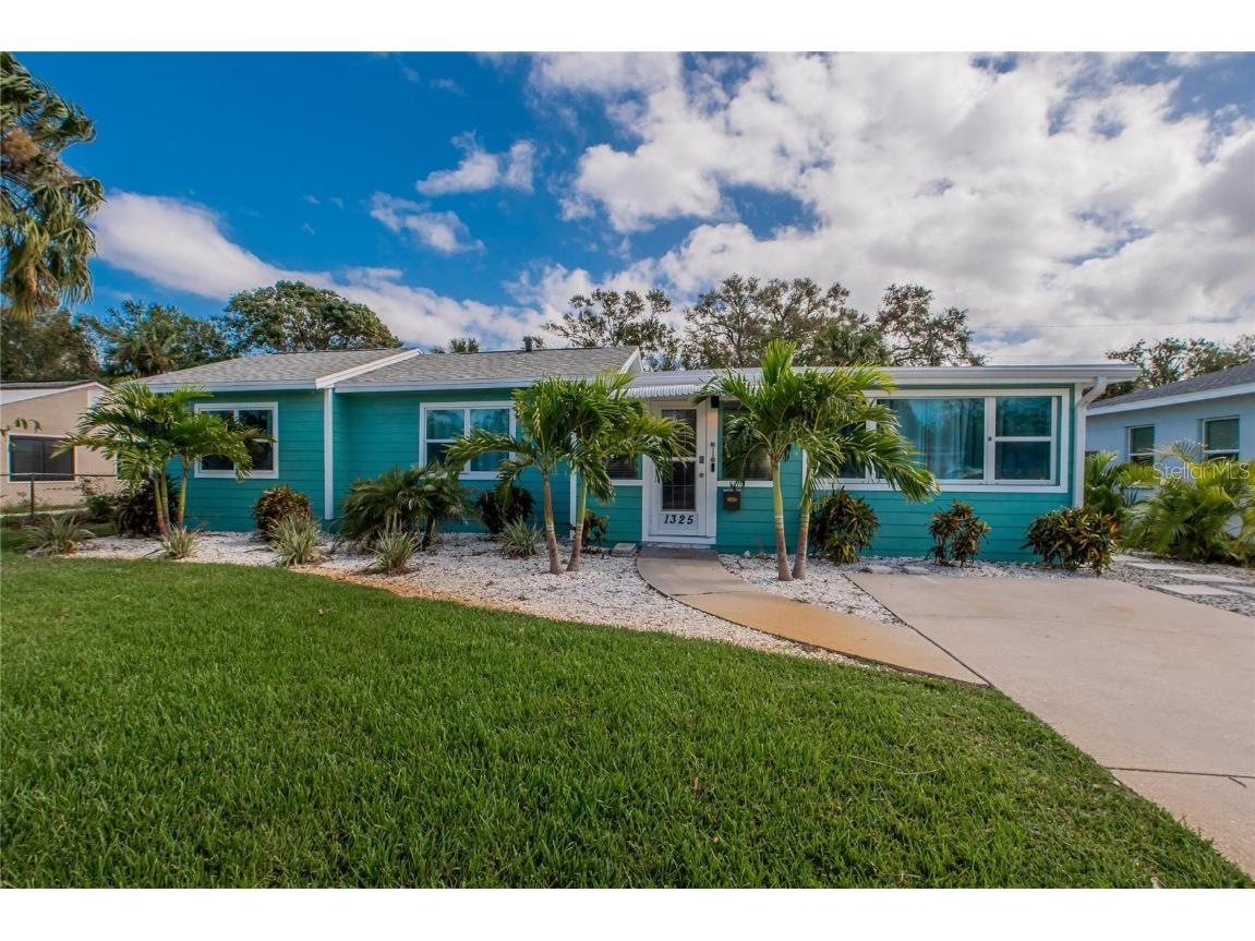 1325 59th Street N Saint Petersburg FL 33710 TB8317142 image1