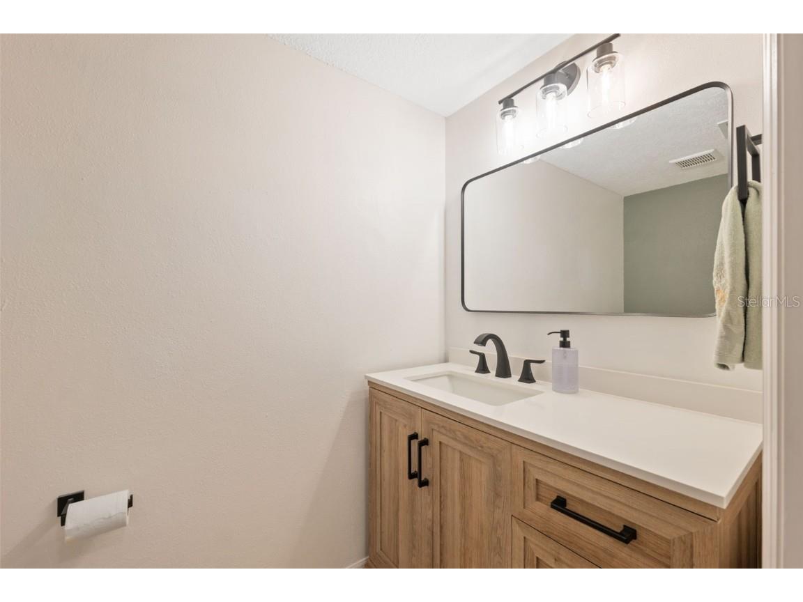 1325 Abbey Crescent Lane Clearwater FL 33759 TB8443413 image11