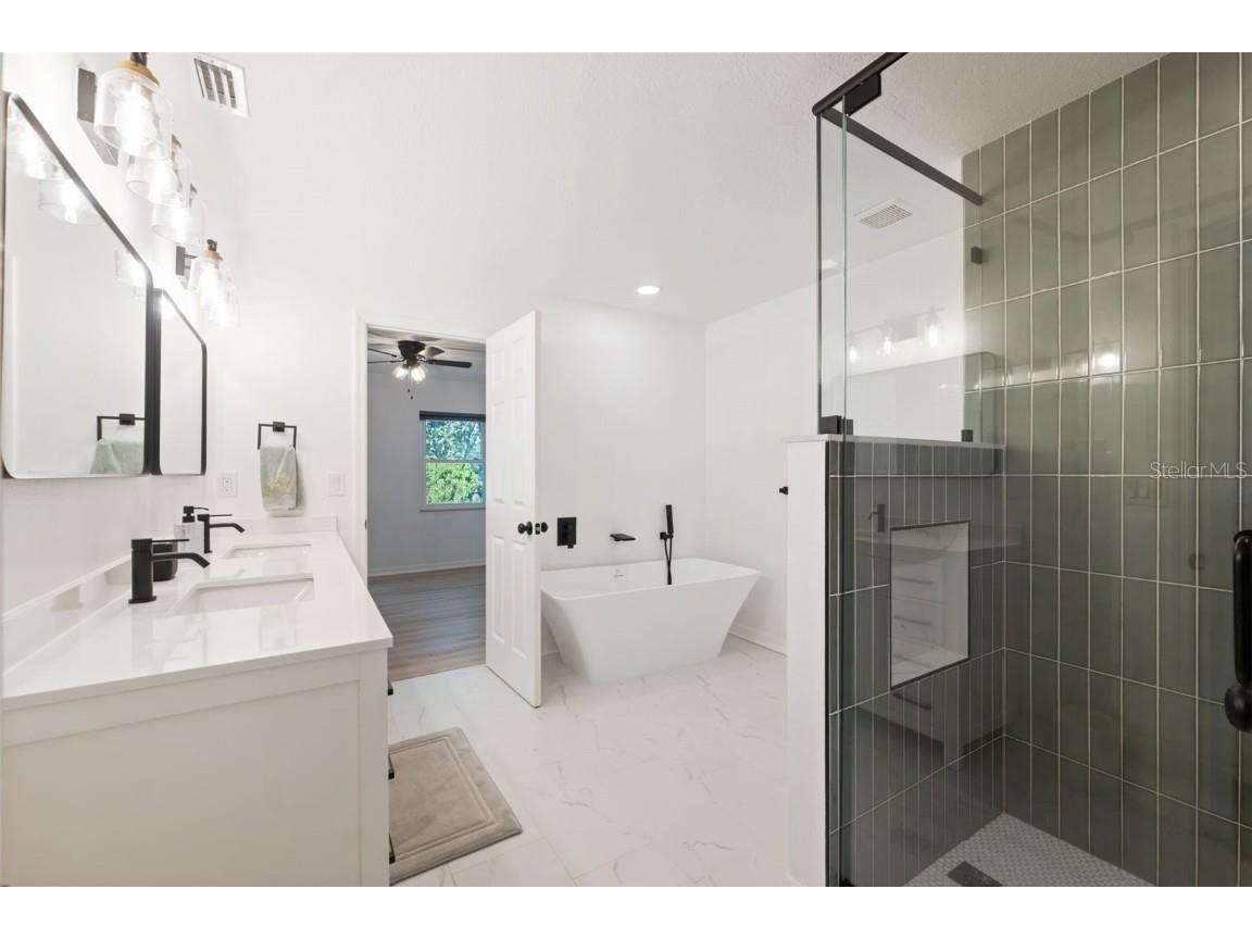 1325 Abbey Crescent Lane Clearwater FL 33759 TB8443413 image24