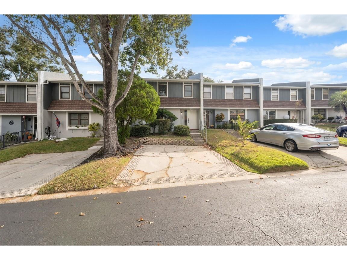 1325 Abbey Crescent Lane Clearwater FL 33759 TB8443413 image4