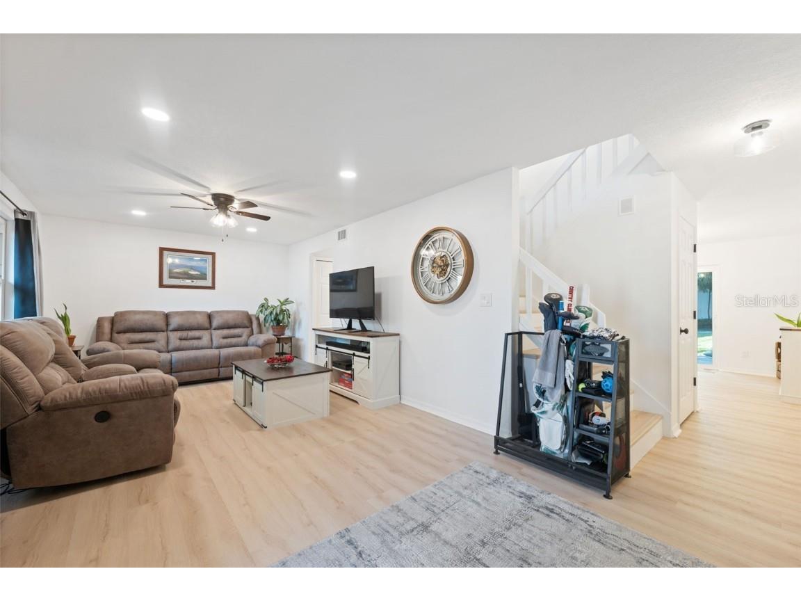 1325 Abbey Crescent Lane Clearwater FL 33759 TB8443413 image7