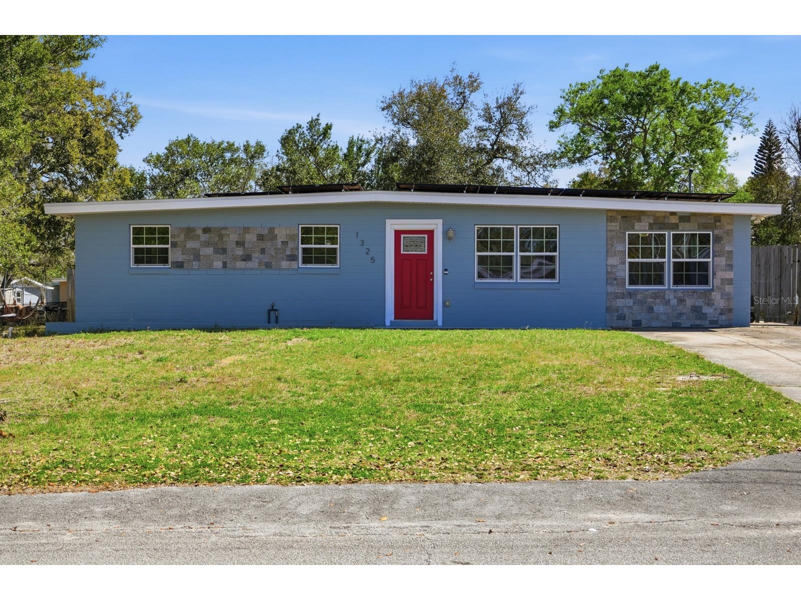 1325 Ginsberg Drive Daytona Beach FL 32114 V4947784 image1